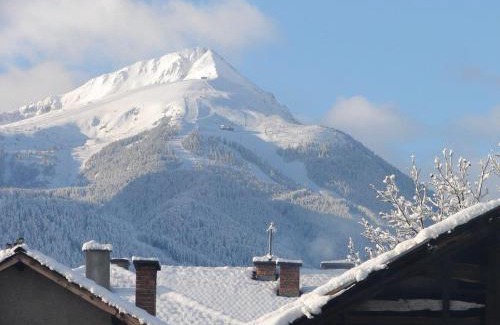 Old Town Casa | Chalet White Fang