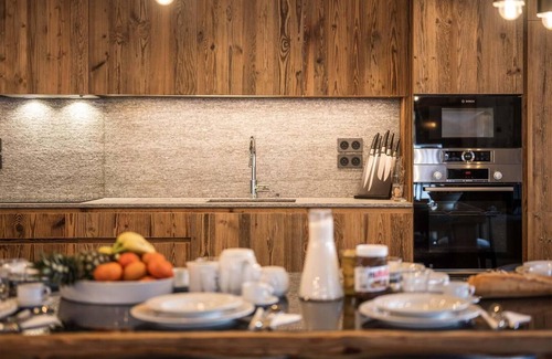 Le Fornet Chalet De Esquí | Chalet, wifi, sauna, terrace, fireplace or stove, parking, tv, ski locker, 150m², Val d'Isère