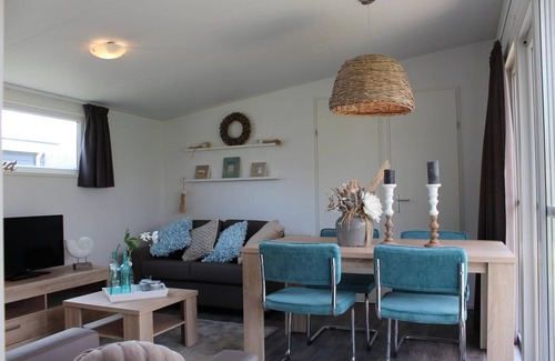 West-Graftdijk Casa | Chalet with 2 bedrooms and a dishwasher
