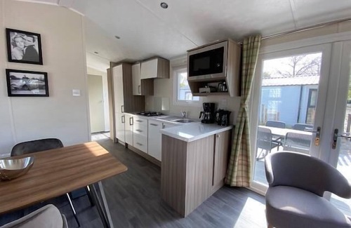 Biddinghuizen Casa | Chalet with 2 bedrooms and a terrace