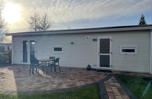 Velsen-Zuid Casa | Chalet with 2 bedrooms and a terrace