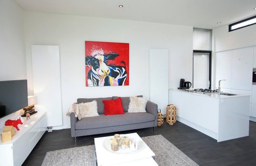 Hulshorst Casa | Chalet with 2 bedrooms and a terrace
