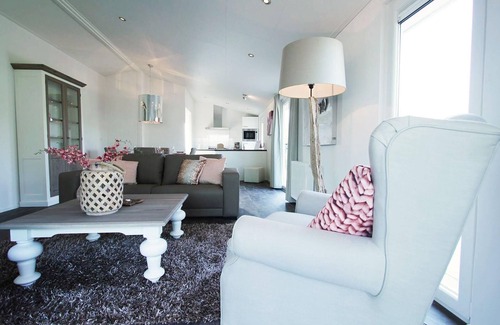 Nijkerk Casa | Chalet with 2 bedrooms and a terrace