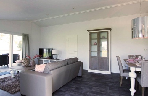 Nijkerk Casa | Chalet with 2 bedrooms and a terrace