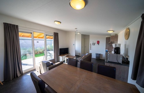 Municipality of Hellevoetsluis Casa | Chalet with 3 bedrooms and dishwasher