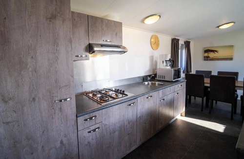 Municipality of Hellevoetsluis Casa | Chalet with 3 bedrooms and dishwasher