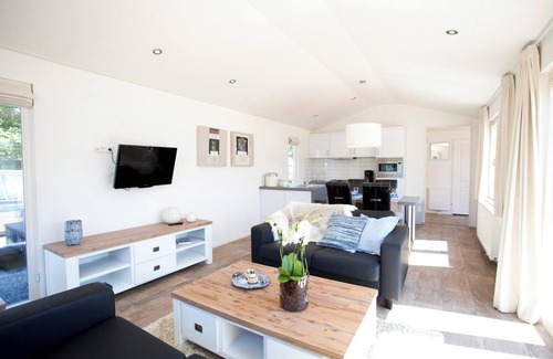 Velsen-Zuid Casa | Chalet with 3 bedrooms and a terrace