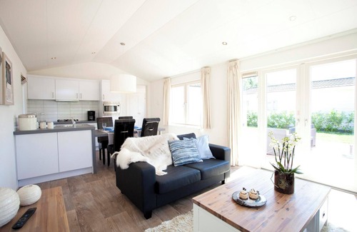 Velsen-Zuid Casa | Chalet with 3 bedrooms and a terrace