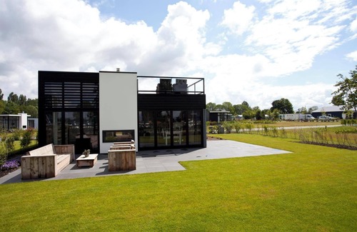 Nijkerk Casa | Chalet with 3 bedrooms and a terrace