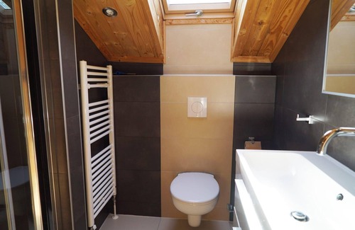Lochem Casa | Chalet with 5 bedrooms and 2 bathrooms
