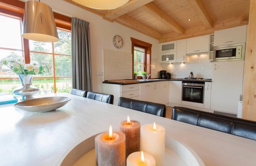 Lochem Casa | Chalet with 6 bedrooms and 2 parking spaces