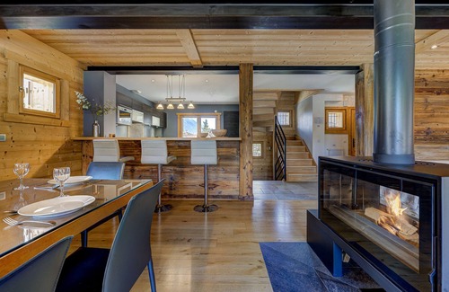 Chamonix City Centre Chalet De Esquí | Chalet Planards 1 - Lujoso chalet de nueva construcción en una hermosa zona residencial
