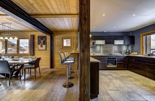 Chamonix City Centre Chalet De Esquí | Chalet Planards 1 - Lujoso chalet de nueva construcción en una hermosa zona residencial