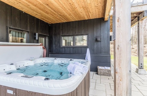 Mont-Tremblant Chalet De Esquí | Chalet with gorgeous areas, and an exquisite design alpine contemporary.