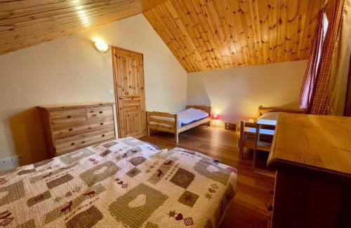 Forville Chalet De Esquí | Chalet with spacious garden in Briançon
