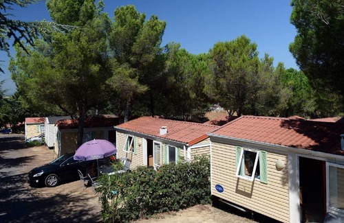 Agde Casa | Acogedor chalet con terraza en una zona boscosa cerca de Agde