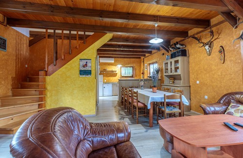 Brod Moravice Casa | Heated Pool Chalet Zavrh 1, Zavrh, Croatia