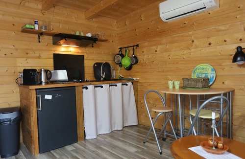 Mimet Chalet De Esquí | Chalet Zen Sous les Arbres, Parc Avec une Grande Piscine