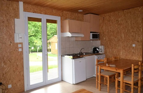 Longeau-Percey Chalet De Esquí | Chalets de la Vingeanne *** - Chalet PMR superior (person with reduced mobility) 39m2-2 bedrooms/terrace covered 6 pers 6 persons