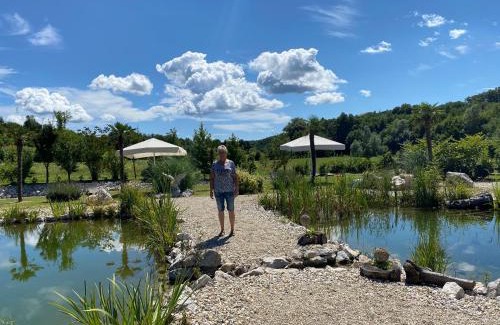 Jalzabet Chalet De Esquí | Beautiful Chalet with lake near Varazdin