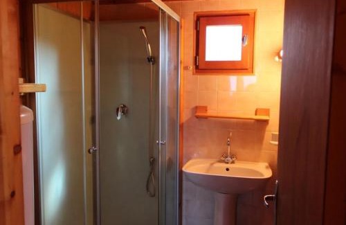 Mesples Casa | Chalets indépendants avec jardin, jeux pour enfants et terrasse proche de Montluçon - FR-1-489-401