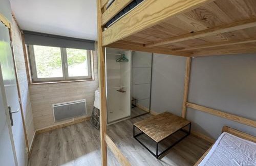 Saint-Jacques-des-Blats Apartamento | Chaleureux duplex avec balcon près des pistes - FR-1-787-16