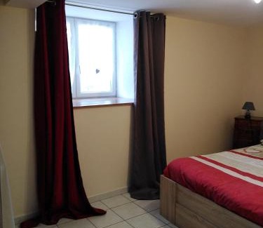 Saint-Germain-Laprade Apartamento | Chaleureux à la campagne