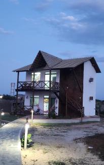 Ponta do Anel Casa | Chaleville Maramar 402
