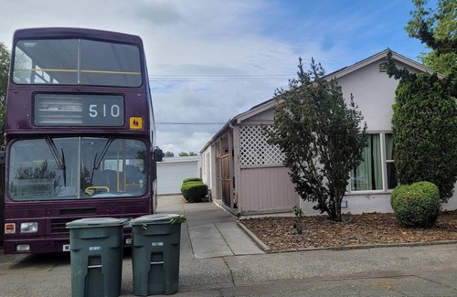 Vallejo Casa | Chalkwall Duplex in Vallejo - 5 minutes from Wine Country and Discovery Kingdom!