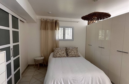 Saint-Cezaire-sur-Siagne Cama Y Desayuno | Chambre Avec Suite