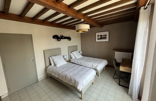 Saint-Quentin-la-Poterie Cama Y Desayuno | Chambre d'Hôtes Sean Connery: a chic and bohemian atmosphere near Uzès