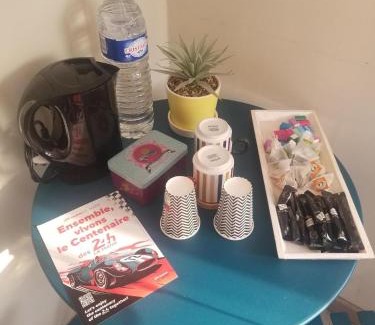 Etival-les-le-Mans Cama Y Desayuno | Chambre à 10 minutes du circuit des 24H du MANS et à 5 minutes sortie Autoroute A11