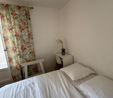 Epinay-sur-Seine Cama Y Desayuno | Chambre à 20 minutes de Paris NOTRE DAME, APPARTEMENT COMMUN