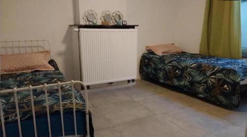 Collignon Casa | Chambre 2lit célibataire schaarbeek sous-sol