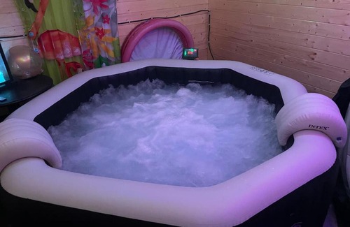La Delorme Casa | Chambre agréable avec jacuzzi