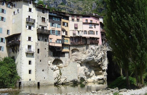 Hostun Apartamento | Chambre Avec Accès Jacuzzi au Pied des Montagnes -enfants & Animaux Bienvenus