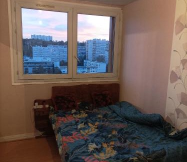 Vitry-sur-Seine Casa | Chambre avec lit