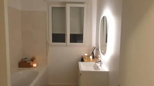 Lons Casa | Chambre calme dans une maison neuve avec jardin