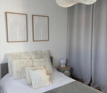 Etival-les-le-Mans Casa | Chambre chez l habitant proche circuit des 24h