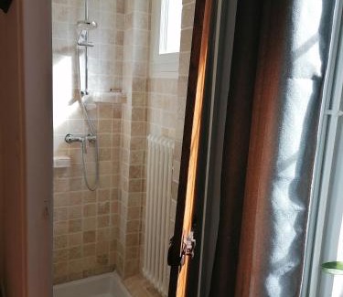 Moussy-le-Vieux Casa | Chambre chez l habitant avec petit déjeuner