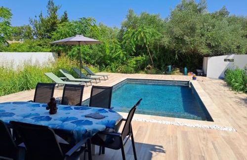 Marsillargues Casa | Chambre chez l'habitant dans Villa d'architecte avec Piscine chauffée