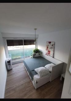 Saint-Just Casa | Chambre chez nous! Au calme, Montolivet proche métro