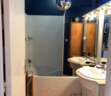Rive Droite Casa | chambre chez particulier avec SDB et étage indépendant