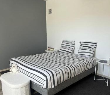 Laigne-en-Belin Cama Y Desayuno | Chambre circuit des 24 heures