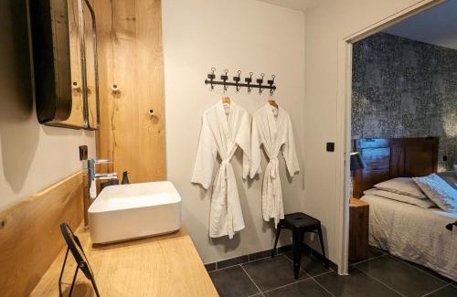 Saint-Privat-d'Allier Cama Y Desayuno | Chambre cosy avec bien-être, parking, wifi - Au cœur de l'Auvergne - FR-1-582-506
