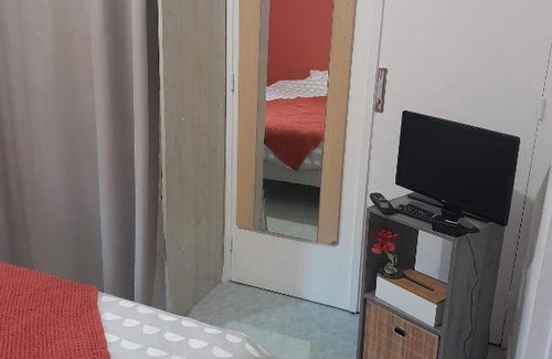 La Tour-du-Pin Casa | Chambre d'hôte Le Pin