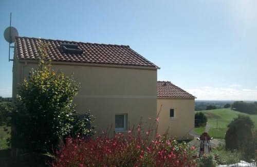 La Flocelliere Cama Y Desayuno | Chambre d'hôtes 84 de la Manelière