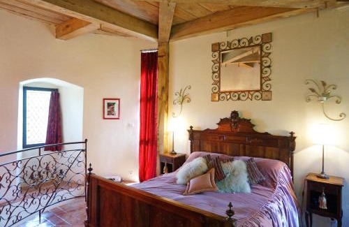 Belcastel Cama Y Desayuno | Chambre d'Hôtes au Château de Belcastel