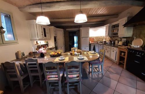 Vieille-Brioude Cama Y Desayuno | chambre d'hôtes charme et nature