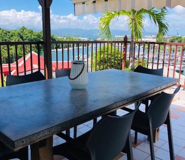 Bas du Fort Casa | Chambre d'Hôtes Caïpi
